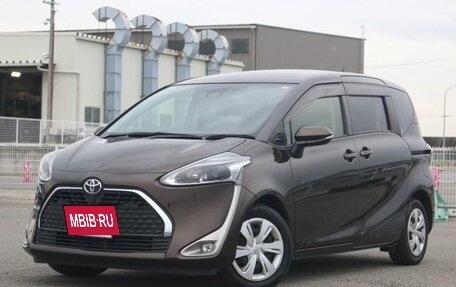 Toyota Sienta II, 2022 год, 1 178 009 рублей, 2 фотография