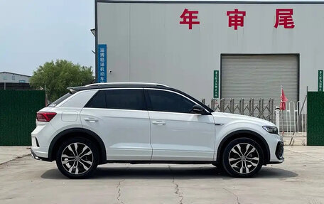 Volkswagen T-Roc I, 2022 год, 1 400 888 рублей, 5 фотография