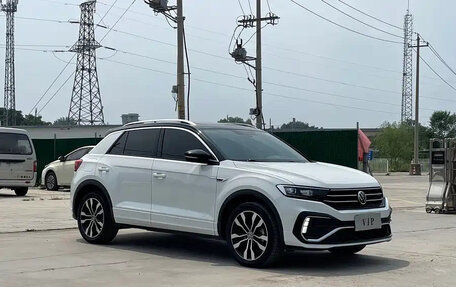 Volkswagen T-Roc I, 2022 год, 1 400 888 рублей, 4 фотография