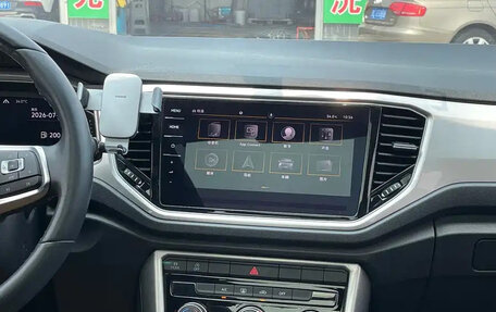 Volkswagen T-Roc I, 2022 год, 1 400 888 рублей, 13 фотография