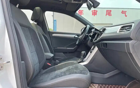 Volkswagen T-Roc I, 2022 год, 1 400 888 рублей, 18 фотография