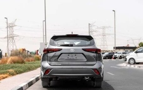 Toyota Highlander, 2026 год, 8 450 000 рублей, 5 фотография