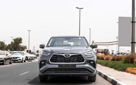 Toyota Highlander, 2026 год, 8 450 000 рублей, 2 фотография