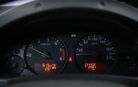 Nissan Navara (Frontier), 2010 год, 1 130 000 рублей, 16 фотография