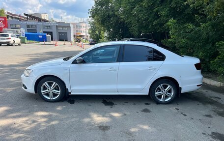 Volkswagen Jetta VI, 2013 год, 770 000 рублей, 3 фотография