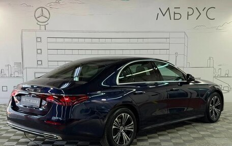 Mercedes-Benz E-Класс, 2024 год, 6 190 000 рублей, 4 фотография