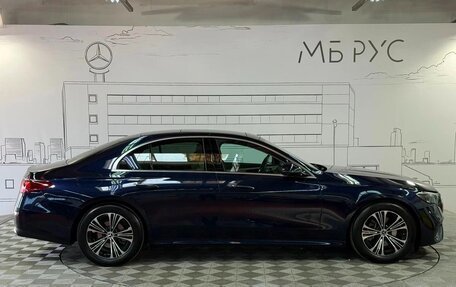 Mercedes-Benz E-Класс, 2024 год, 6 190 000 рублей, 3 фотография