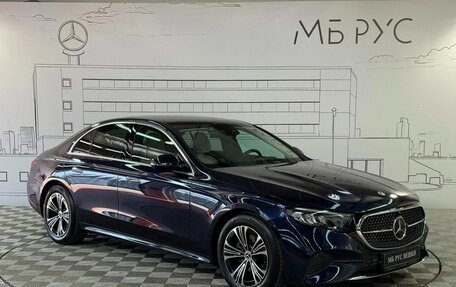 Mercedes-Benz E-Класс, 2024 год, 6 190 000 рублей, 2 фотография