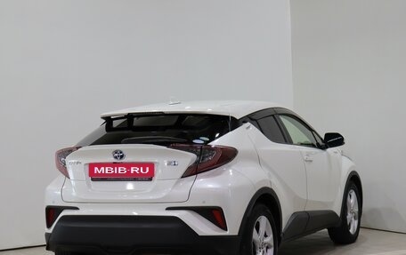 Toyota C-HR I рестайлинг, 2018 год, 1 890 000 рублей, 5 фотография