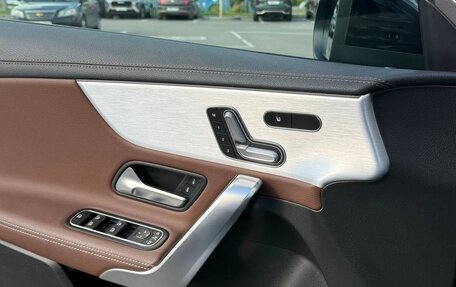 Mercedes-Benz A-Класс AMG, 2019 год, 3 890 000 рублей, 13 фотография