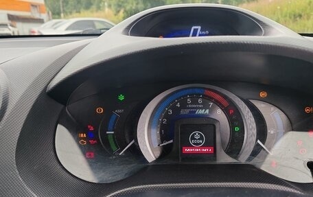 Honda Insight II рестайлинг, 2010 год, 720 000 рублей, 18 фотография