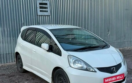 Honda Fit III, 2007 год, 615 000 рублей, 2 фотография