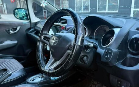 Honda Fit III, 2007 год, 615 000 рублей, 7 фотография