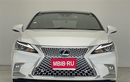 Lexus CT I рестайлинг, 2022 год, 1 954 300 рублей, 2 фотография