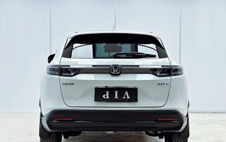 Honda Vezel, 2023 год, 1 950 000 рублей, 5 фотография