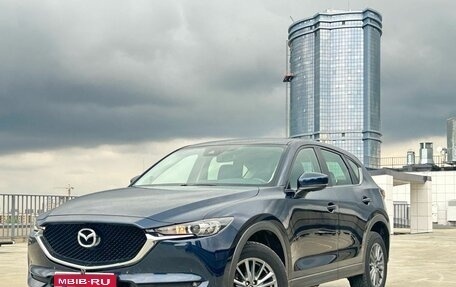 Mazda CX-5 II, 2018 год, 2 490 000 рублей, 1 фотография