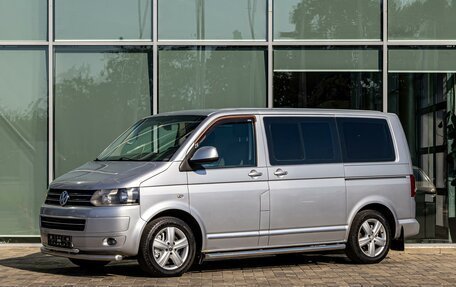 Volkswagen Multivan T5, 2010 год, 2 495 000 рублей, 1 фотография