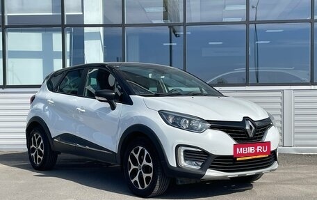 Renault Kaptur I рестайлинг, 2017 год, 1 255 000 рублей, 9 фотография