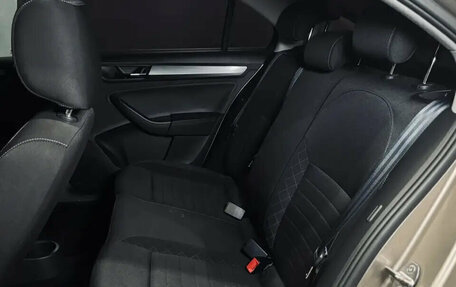 Skoda Rapid I, 2017 год, 1 349 000 рублей, 20 фотография