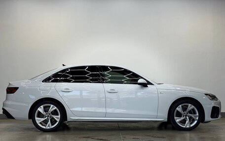 Audi A4, 2021 год, 3 090 000 рублей, 4 фотография
