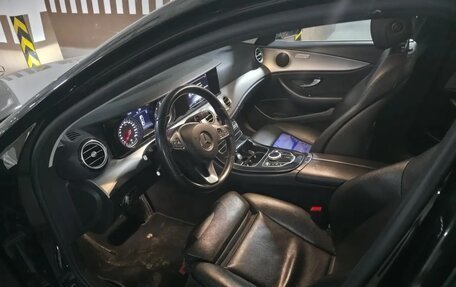 Mercedes-Benz E-Класс, 2017 год, 2 300 000 рублей, 6 фотография