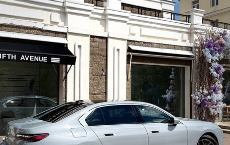 BMW 7 серия, 2026 год, 15 900 000 рублей, 6 фотография