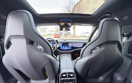 Mercedes-Benz E-Класс AMG, 2026 год, 18 800 000 рублей, 17 фотография