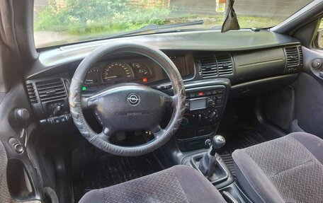 Opel Vectra B рестайлинг, 1997 год, 285 000 рублей, 2 фотография