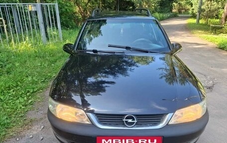 Opel Vectra B рестайлинг, 1997 год, 285 000 рублей, 3 фотография