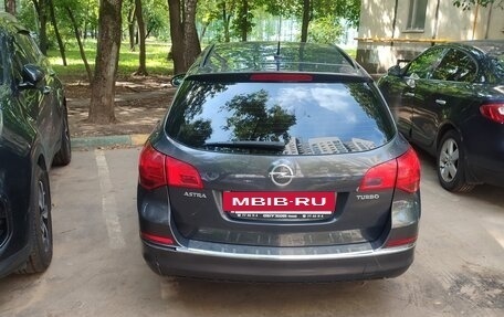 Opel Astra J, 2014 год, 600 000 рублей, 2 фотография