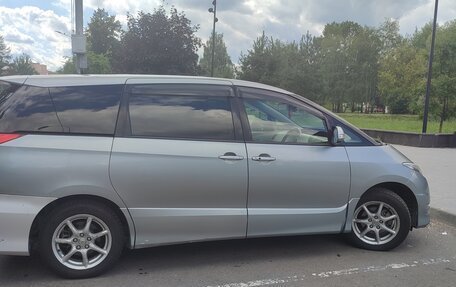 Toyota Estima III рестайлинг -2, 2006 год, 1 320 000 рублей, 3 фотография