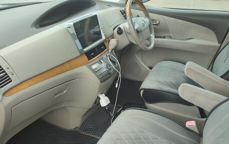 Toyota Estima III рестайлинг -2, 2006 год, 1 320 000 рублей, 14 фотография