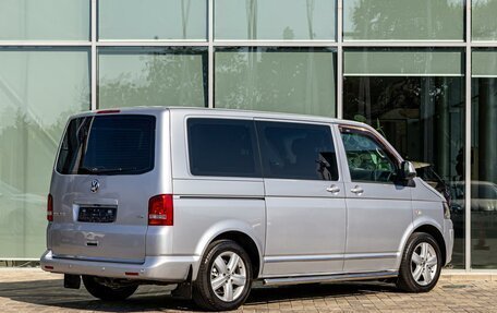 Volkswagen Multivan T5, 2010 год, 2 495 000 рублей, 6 фотография