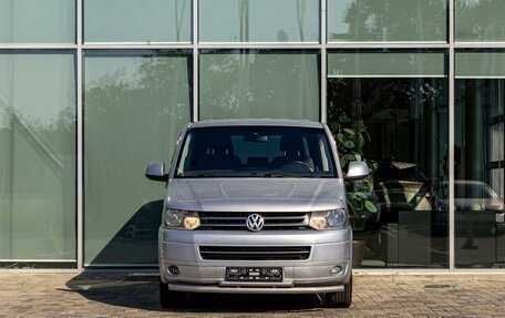 Volkswagen Multivan T5, 2010 год, 2 495 000 рублей, 2 фотография