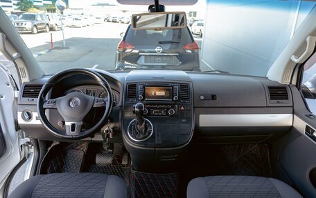 Volkswagen Multivan T5, 2010 год, 2 495 000 рублей, 15 фотография