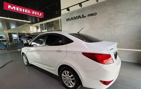 Hyundai Solaris II рестайлинг, 2015 год, 875 000 рублей, 11 фотография