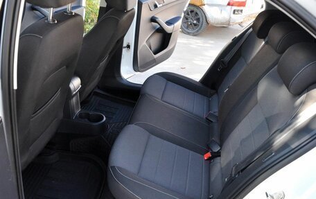 Skoda Rapid I, 2015 год, 995 000 рублей, 13 фотография
