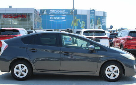 Toyota Prius, 2010 год, 1 069 000 рублей, 3 фотография