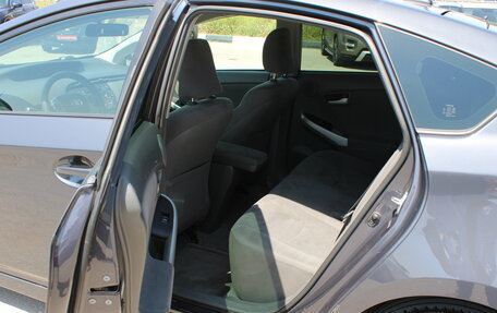 Toyota Prius, 2010 год, 1 069 000 рублей, 12 фотография