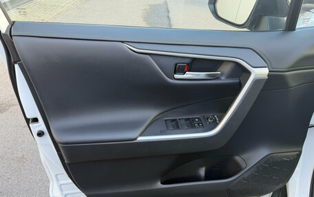 Toyota RAV4, 2022 год, 3 299 000 рублей, 15 фотография