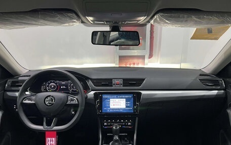 Skoda Superb, 2026 год, 2 321 003 рублей, 7 фотография