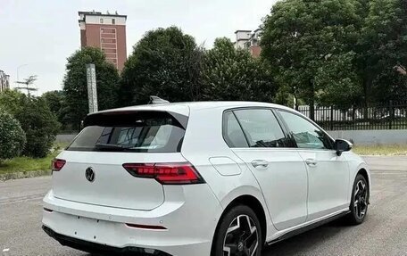 Volkswagen Golf VIII, 2022 год, 2 040 000 рублей, 3 фотография
