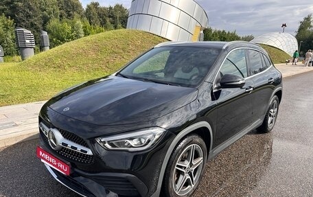 Mercedes-Benz GLA, 2020 год, 3 990 000 рублей, 3 фотография