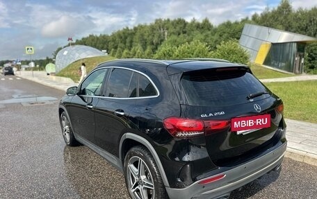 Mercedes-Benz GLA, 2020 год, 3 990 000 рублей, 6 фотография