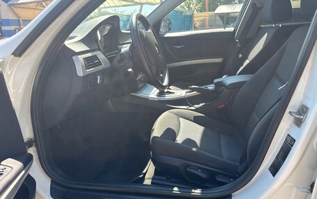 BMW 3 серия, 2011 год, 1 350 000 рублей, 9 фотография
