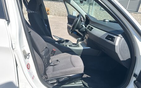BMW 3 серия, 2011 год, 1 350 000 рублей, 12 фотография