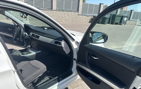 BMW 3 серия, 2011 год, 1 350 000 рублей, 11 фотография