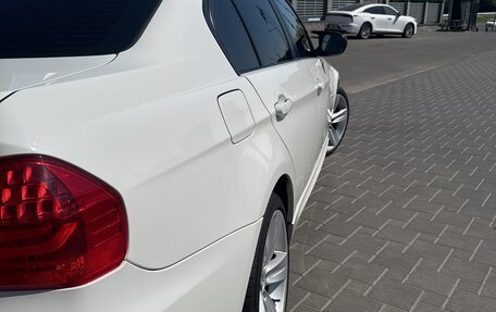 BMW 3 серия, 2011 год, 1 350 000 рублей, 28 фотография