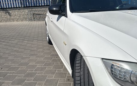 BMW 3 серия, 2011 год, 1 350 000 рублей, 31 фотография