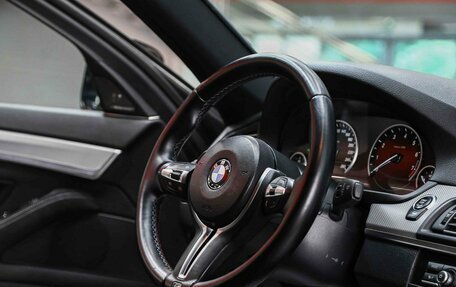 BMW 5 серия, 2014 год, 1 950 000 рублей, 15 фотография
